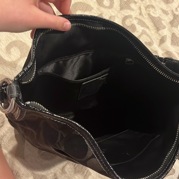 Used a few times coach bag - Picture 3 of 3